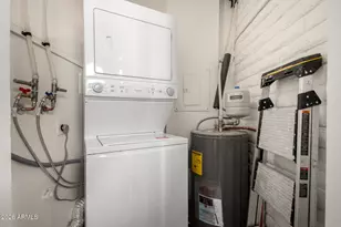 950 W Erie St, Chandler, AZ 85225 - Photo 42