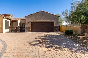 1805 N Red Cliff, Mesa, AZ 85207 - Photo 2