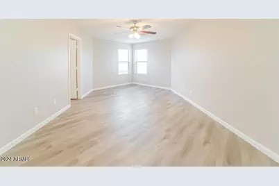 7929 W Caron Drive, Peoria, AZ 85345 - Photo 10