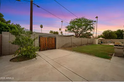 522 W Marlette Avenue, Phoenix, AZ 85013 - Photo 14