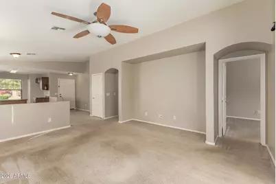 3956 E Maplewood Street, Gilbert, AZ 85297 - Photo 6