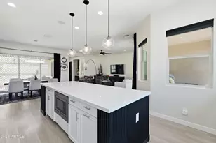 9463 E Theia Dr, Mesa, AZ 85212 - Photo 10