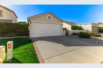 10016 N 65th Lane, Glendale, AZ 85302 - Photo 2