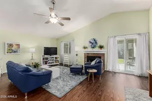 10016 N 65th Ln, Glendale, AZ 85302 - Photo 4