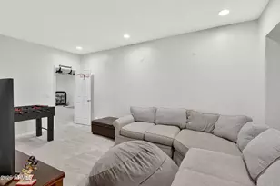 2860 E Camellia Dr, Gilbert, AZ 85296 - Photo 18