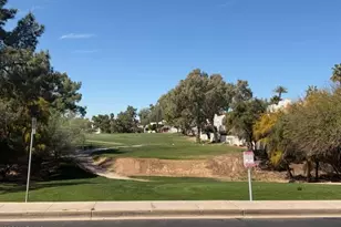 2737 E Arizona Biltmore Circle, Phoenix, AZ 85016 - Photo 6