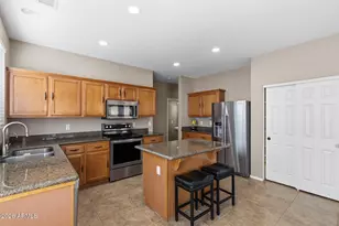 25815 N 67th Dr, Peoria, AZ 85383 - Photo 10