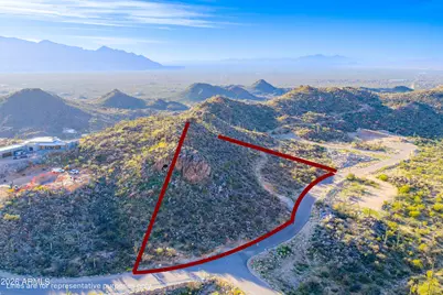 14180 N Moon Gaze Drive #9, Marana, AZ 85658 - Photo 2