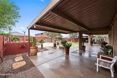 1780 S 222nd Lane, Buckeye, AZ 85326 - Photo 10