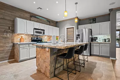 1780 S 222nd Lane, Buckeye, AZ 85326 - Photo 2