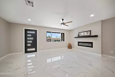 106 E El Camino Drive, Phoenix, AZ 85020 - Photo 14