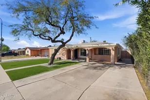 2422 N 37th St, Phoenix, AZ 85008 - Photo 2