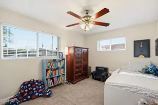 2422 N 37th St, Phoenix, AZ 85008 - Photo 14