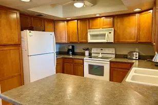 12222 N Paradise Village Pkwy, Phoenix, AZ 85032 - Photo 8