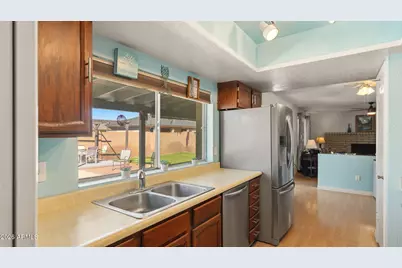 12218 N 46th Lane, Glendale, AZ 85304 - Photo 12