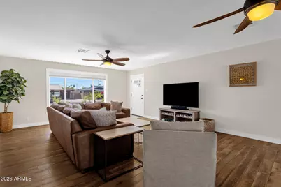 8322 E Glenrosa Avenue, Scottsdale, AZ 85251 - Photo 4