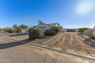 31520 N Sunflower Way, San Tan Valley, AZ 85143 - Photo 2