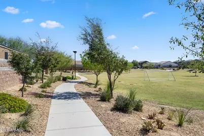 4589 W Horsenettle Drive, San Tan Valley, AZ 85144 - Photo 32