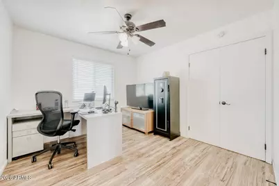 4209 E Acoma Drive, Phoenix, AZ 85032 - Photo 8