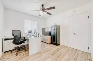 4209 E Acoma Dr, Phoenix, AZ 85032 - Photo 8