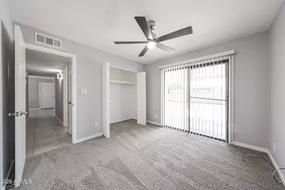 8201 W Earll Drive, Phoenix, AZ 85033 - Photo 36