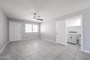 8201 W Earll Dr, Phoenix, AZ 85033 - Photo 16