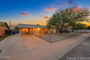 8201 W Earll Dr, Phoenix, AZ 85033 - Photo 6