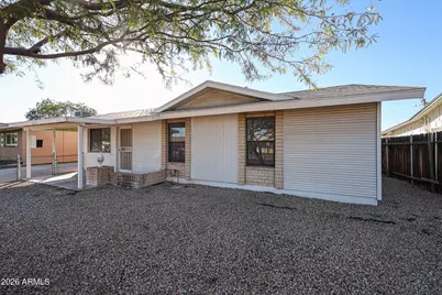 8201 W Earll Drive, Phoenix, AZ 85033 - Photo 2