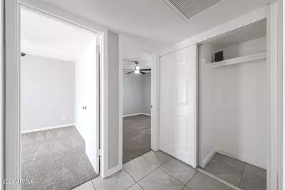 8201 W Earll Drive, Phoenix, AZ 85033 - Photo 24