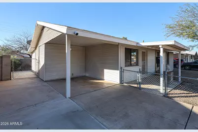 8201 W Earll Drive, Phoenix, AZ 85033 - Photo 6