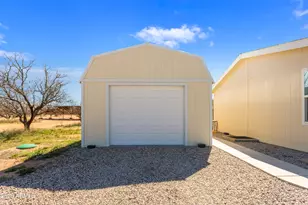 3191 W Williams Rd, Benson, AZ 85602 - Photo 32