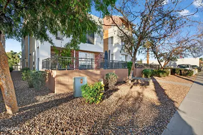 706 E Washington Street #207, Phoenix, AZ 85034 - Photo 2