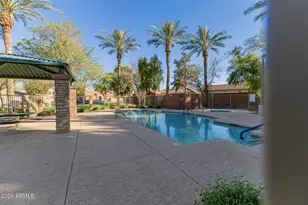 1235 S Emmett Dr, Chandler, AZ 85286 - Photo 16