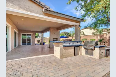 18354 W Monterosa Street, Goodyear, AZ 85395 - Photo 6