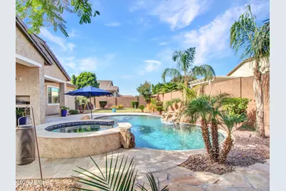 18354 W Monterosa Street, Goodyear, AZ 85395 - Photo 4