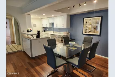 7557 N Dreamy Draw Drive #Unit 184, Phoenix, AZ 85020 - Photo 2