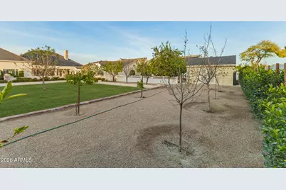 2035 E Haven Circle S, Gilbert, AZ 85298 - Photo 128