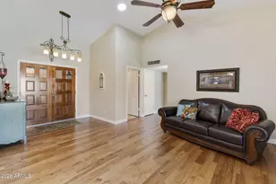 1922 E Myrna Ln, Tempe, AZ 85284 - Photo 6