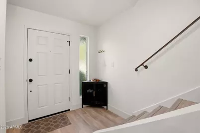 3702 E Monterosa Street #6, Phoenix, AZ 85018 - Photo 2