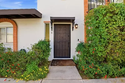 3702 E Monterosa Street #6, Phoenix, AZ 85018 - Photo 1