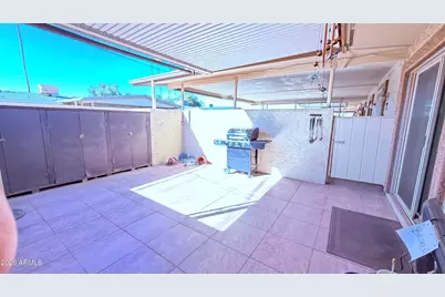 10619 W Coggins Drive, Sun City, AZ 85351 - Photo 16