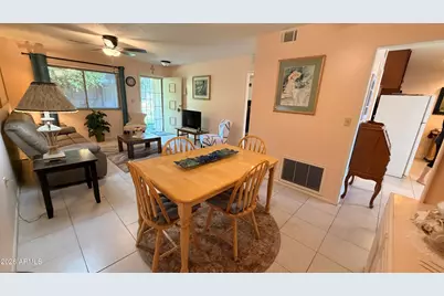 10619 W Coggins Drive, Sun City, AZ 85351 - Photo 6