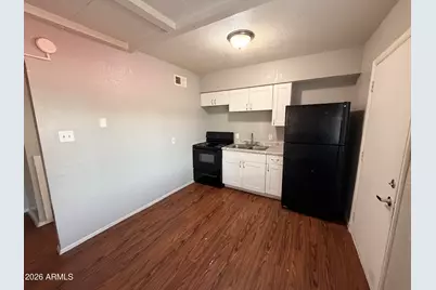 6802 W Glendale Avenue #21, Glendale, AZ 85303 - Photo 4