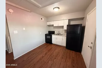 6802 W Glendale Avenue #Unit 21, Glendale, AZ 85303 - Photo 4