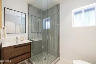 517 W Holly St, Phoenix, AZ 85003 - Photo 34