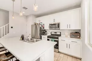 967 N 109th Dr, Avondale, AZ 85323 - Photo 8