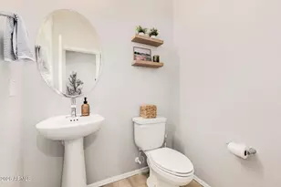 967 N 109th Dr, Avondale, AZ 85323 - Photo 10