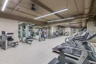 7301 E 3rd Ave, Scottsdale, AZ 85251 - Photo 32