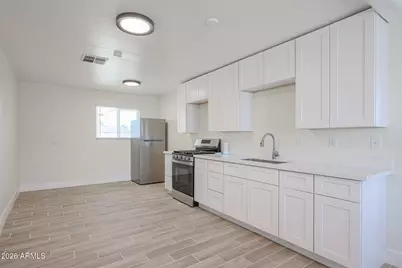 3025 N 37th Drive, Phoenix, AZ 85019 - Photo 16