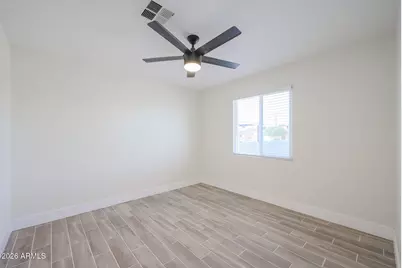 3025 N 37th Drive, Phoenix, AZ 85019 - Photo 4
